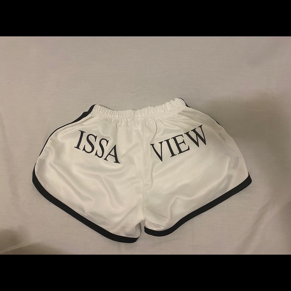 Cute shorts - Picture 1 of 1